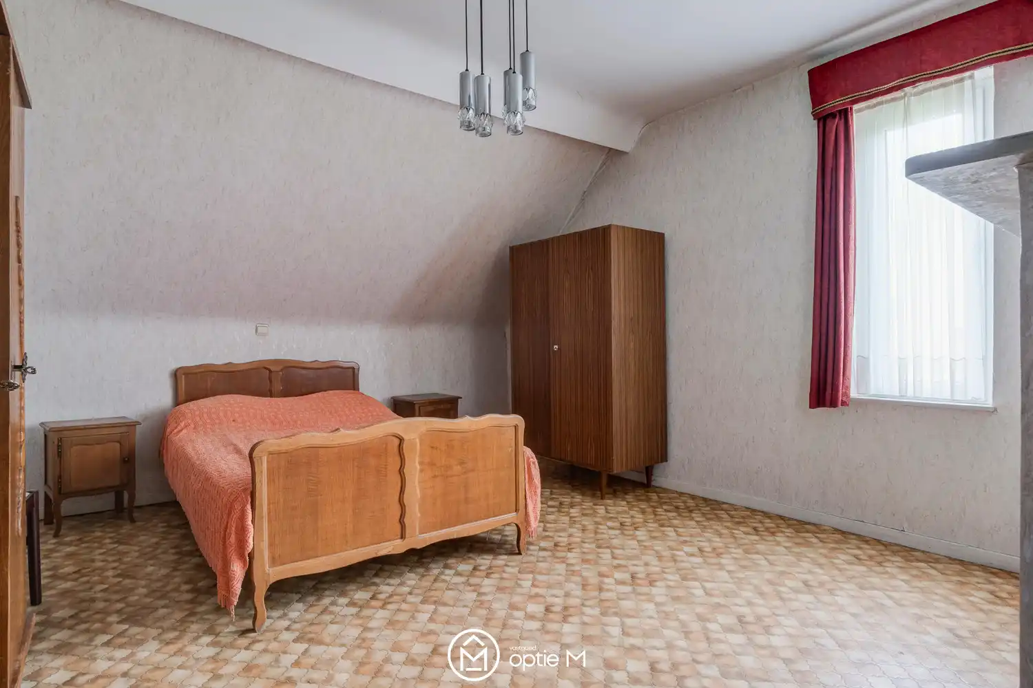 Charmante woning te koop in Bilzen-Hoeselt – verrassend ruim en met veel potentieel foto 32