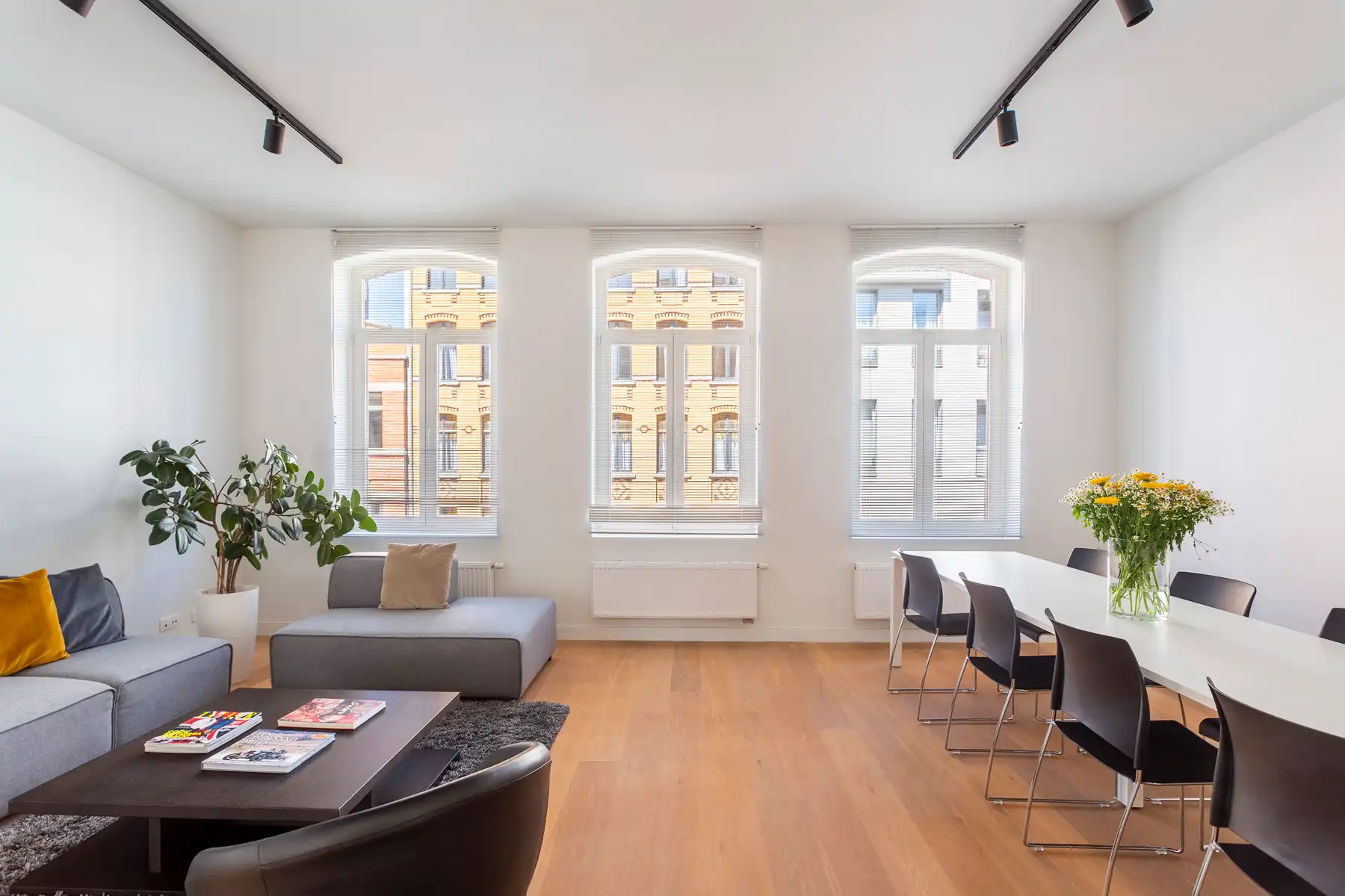 Modern 2-slaapkamerappartement met terras op ’t Zuid foto 4