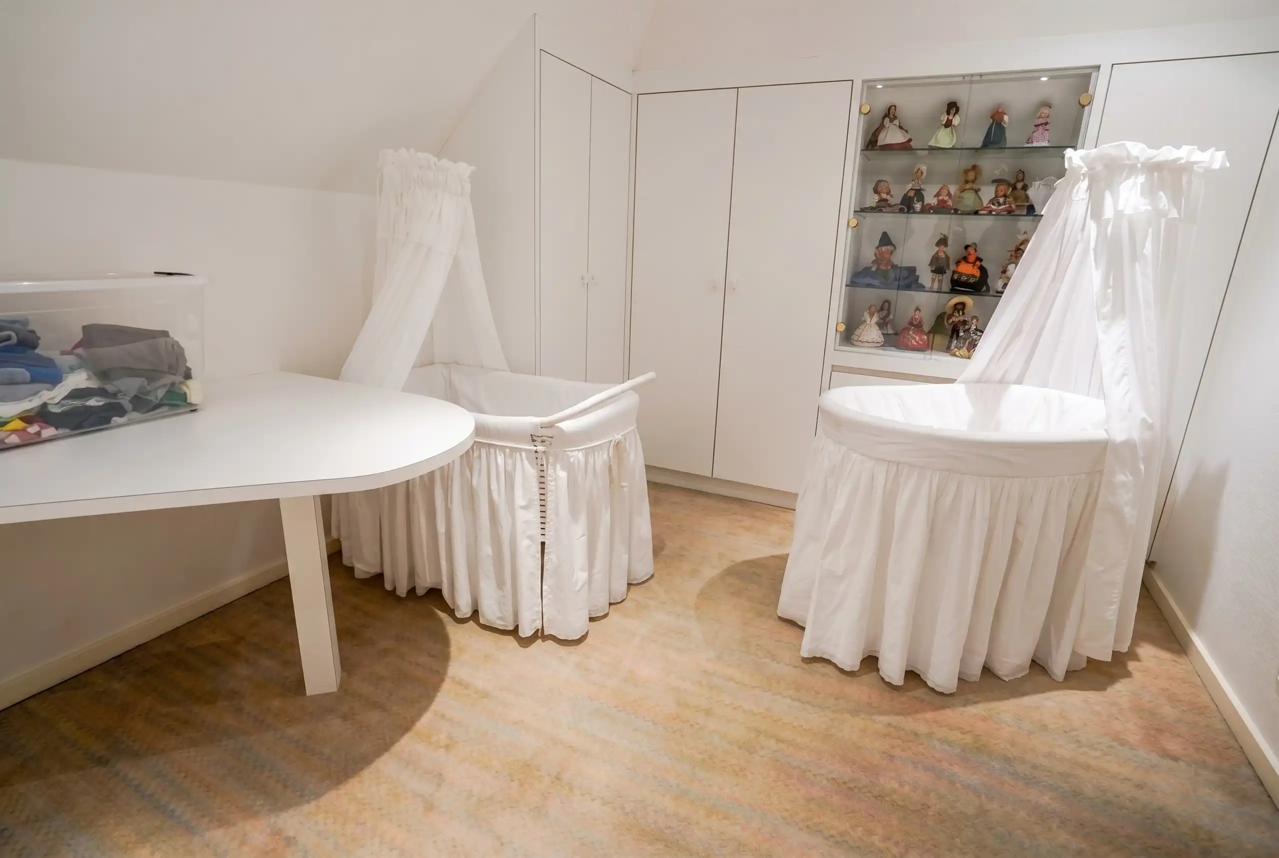 Karaktervolle doktersvilla met bureel + 5 slpk. en zwembad foto 26