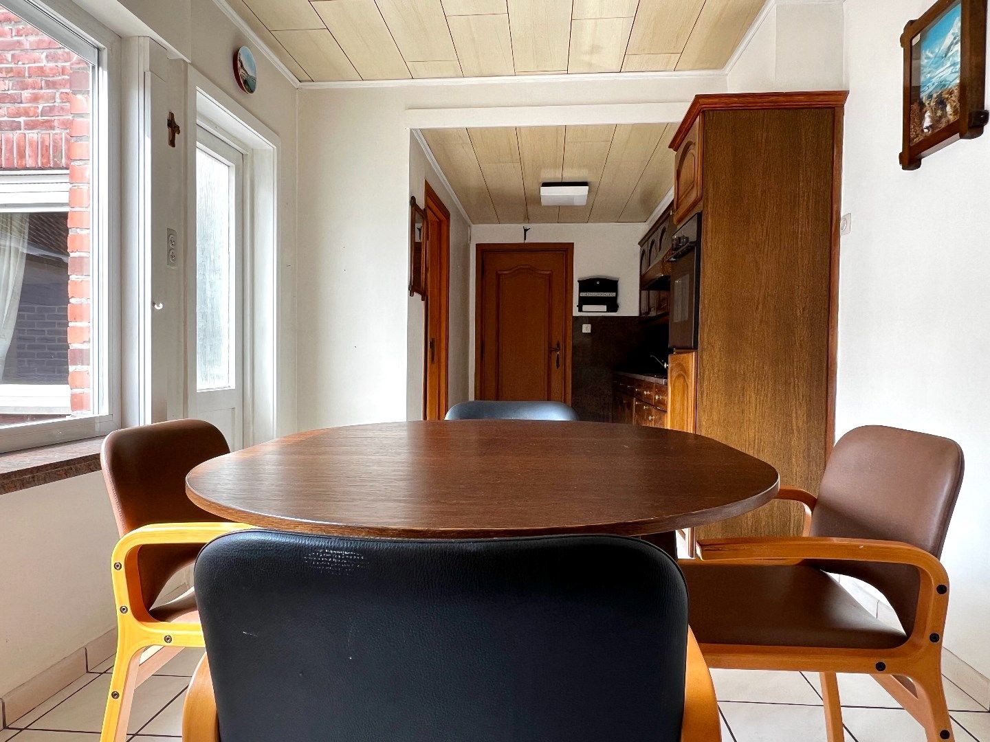 Rijwoning met garage en uitweg te koop te Harelbeke foto 8