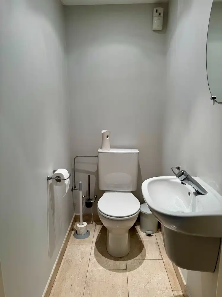 Binnen de grote ring, comfortabel appartement met autostandplaats en ruime kelder. foto 13