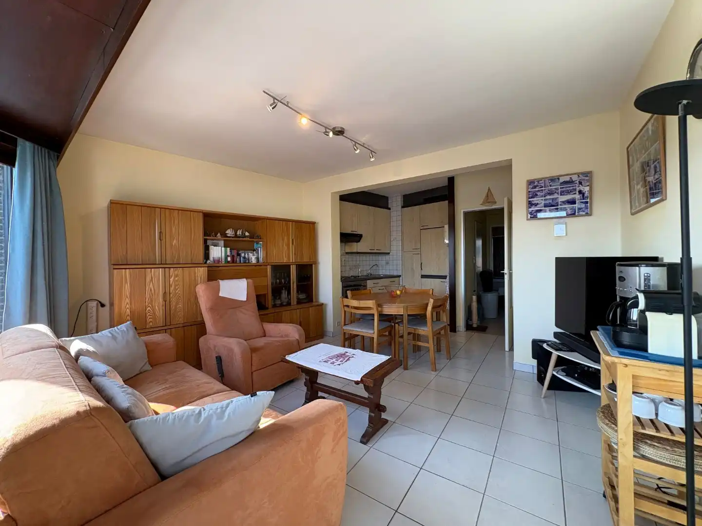 Instapklaar appartement met lateraal zeezicht – Zouavenplein foto 5