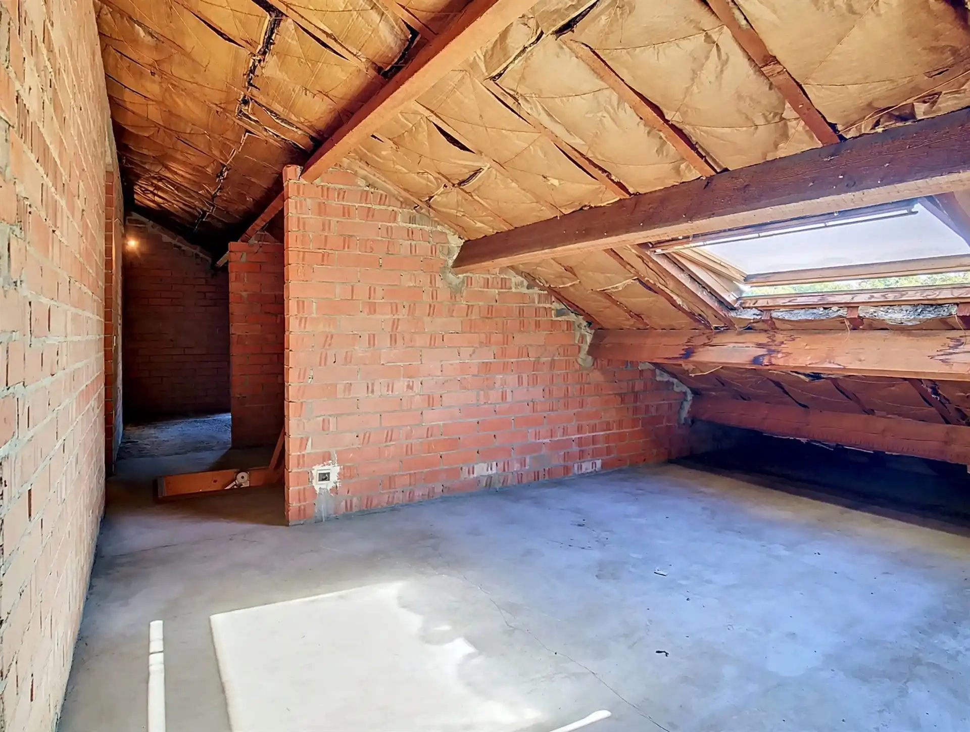 Villa met 3 slpk., bureau en groot perceel foto 22
