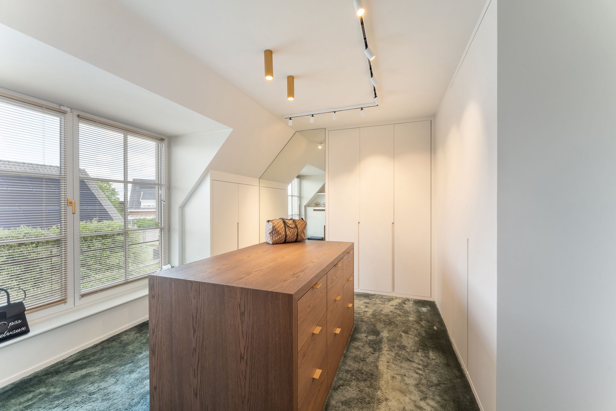 Magnifiek afgewerkt charmant landhuis.  foto 23