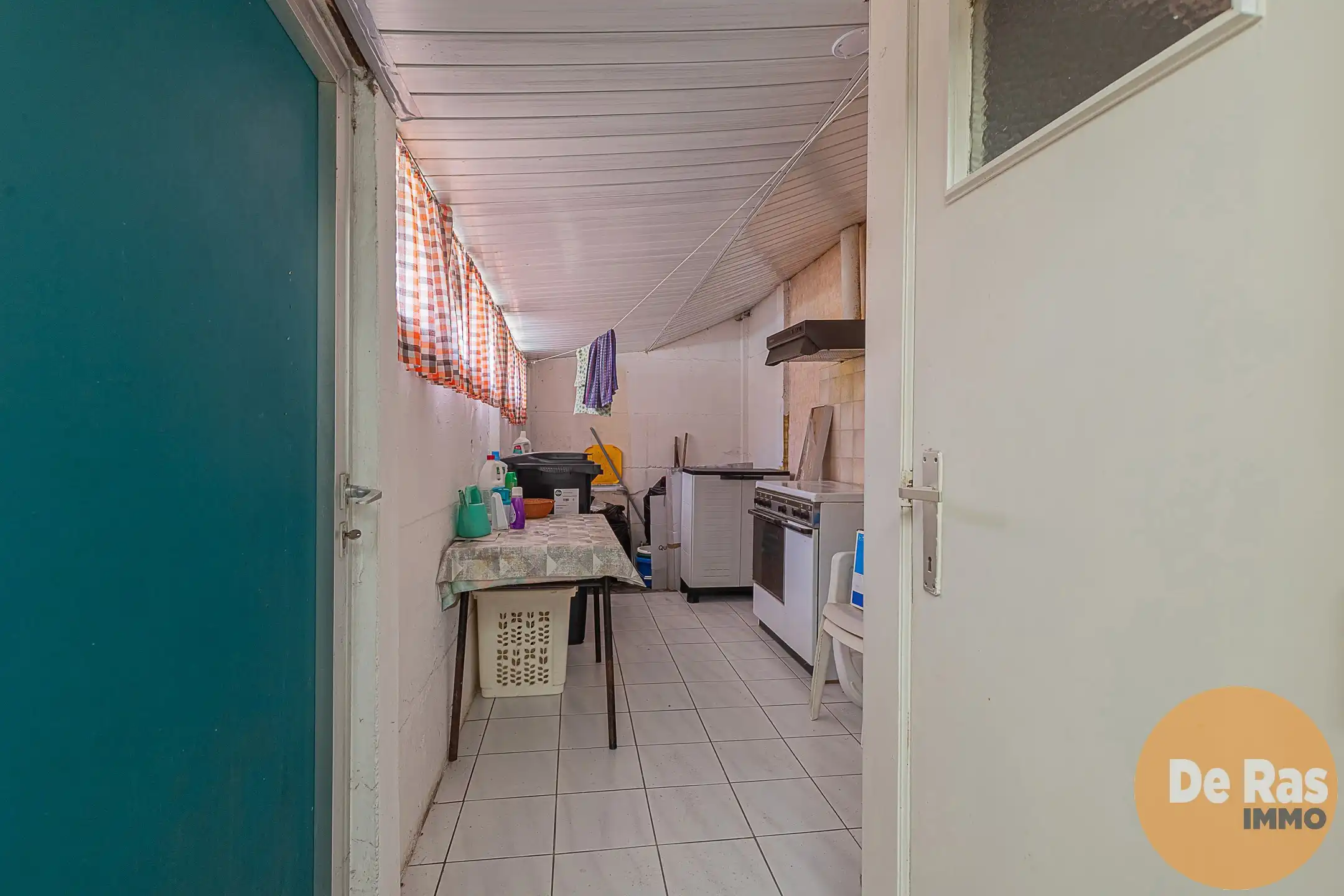 AALST - Te renoveren woning met 2 slpk en koer op topligging foto 8