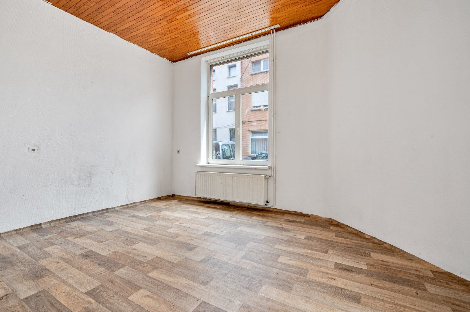 Te renoveren woning in Sint-Amandsberg foto 4