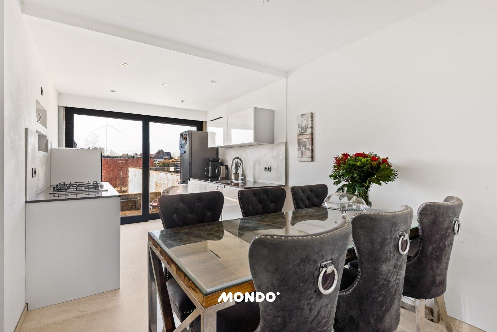 Instapklare woning met 3 slaapkamers en garage! foto 6