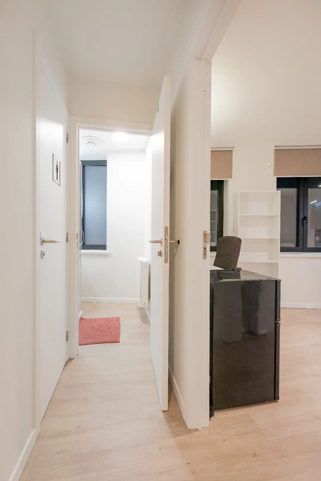 Bemeubelde studentenkamer in hartje Leuven  foto 5