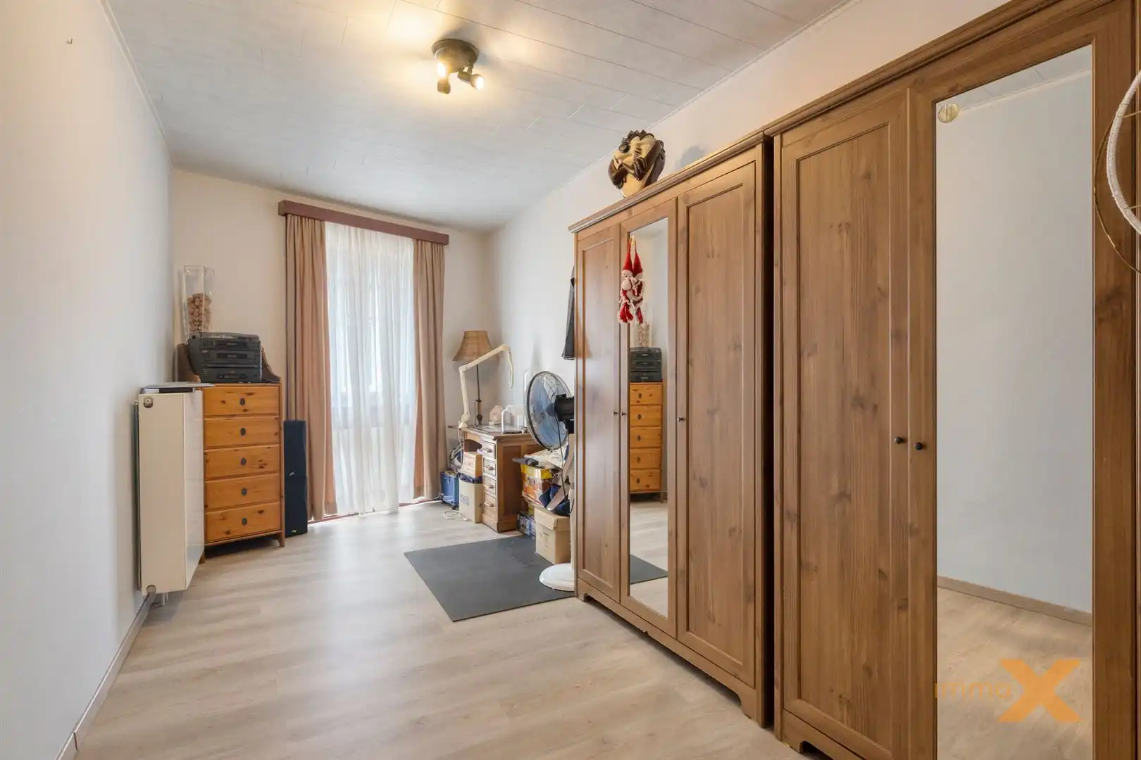 GROTE STADSWONING MET GARAGE EN TUIN foto 19