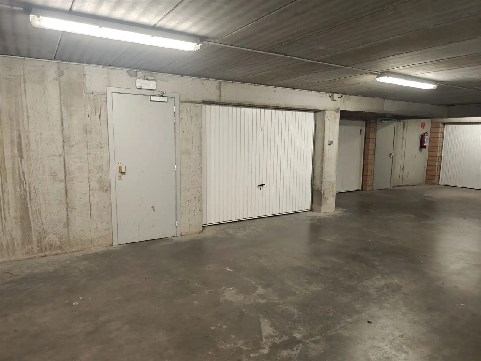 Uitzonderlijke garagebox foto 2