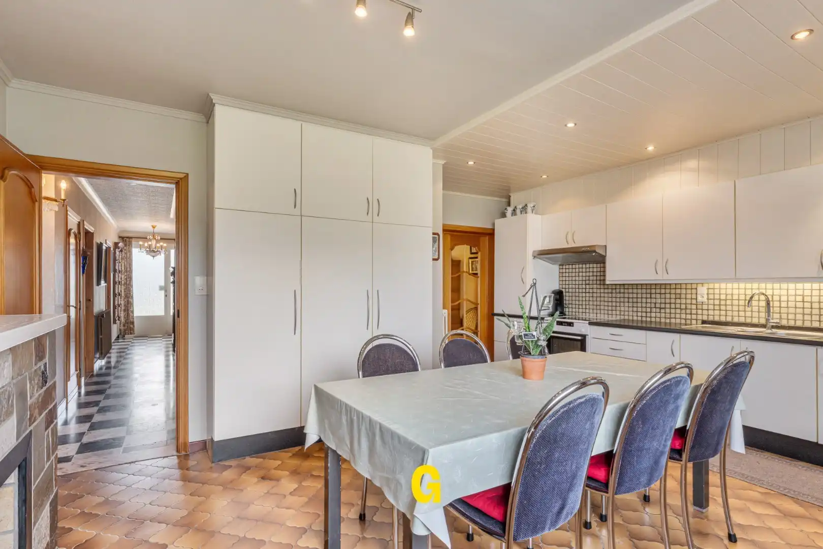 Te renoveren doch netjes verzorgde bungalow woning met tuin en garage op 5a 33ca in een aantrekkelijke buurt vlak aan het centrum foto 16