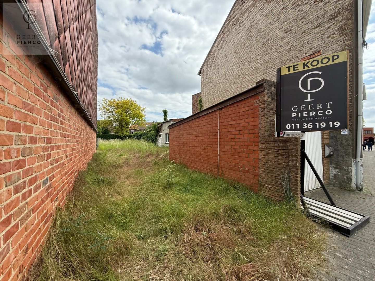 Uniek renovatie- of nieuwbouwproject in hartje Landen foto 21