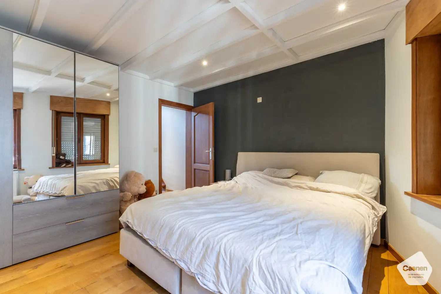 Instapklare woning met 4 slaapkamers in het hart van Blankenberge foto 8