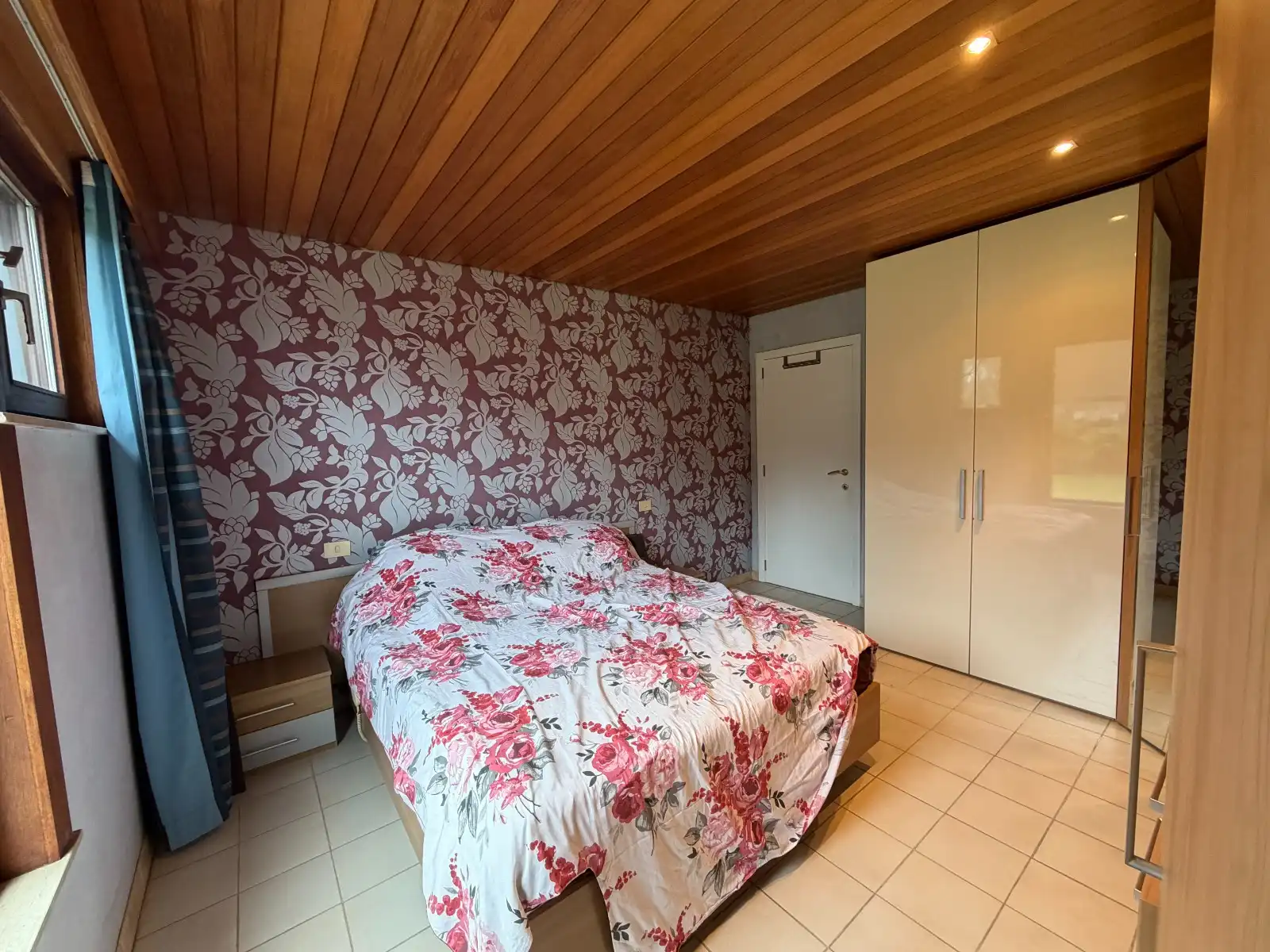 Ruime villa in residentiële wijk te Deinze foto 18