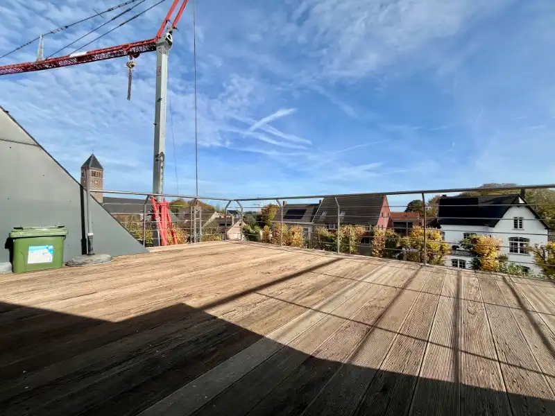 PRACHTIG INSTAPKLAAR APPARTEMENT MET RUIM ZONNIG TERRAS foto 9