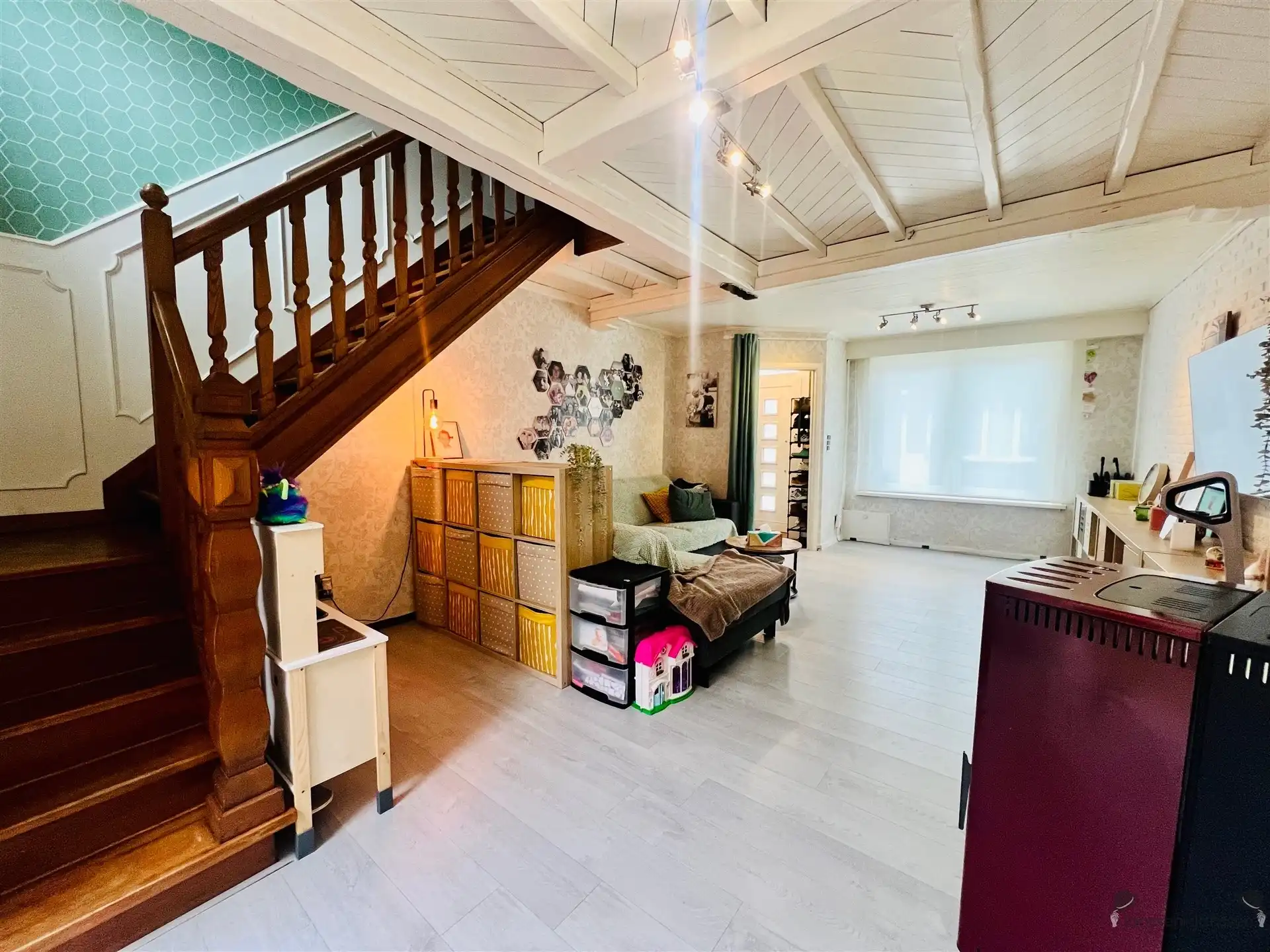 Eengezinswoning met 2 slpkmrs & tuin in doodlopende straat foto 2