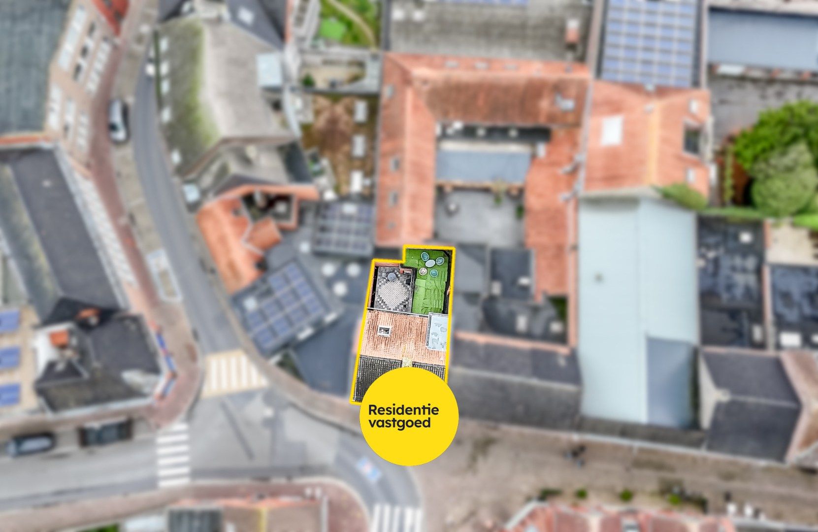 Ruime, centraal gelegen gezinswoning met dakterras en 5 slaapkamers!  foto 16