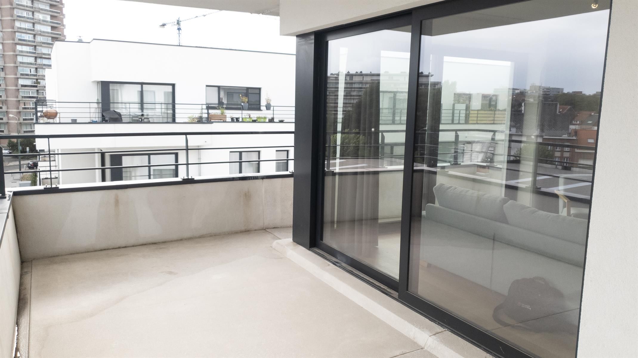 LICHTRIJK - Appartement 2 kamers (NAVO area) foto 6