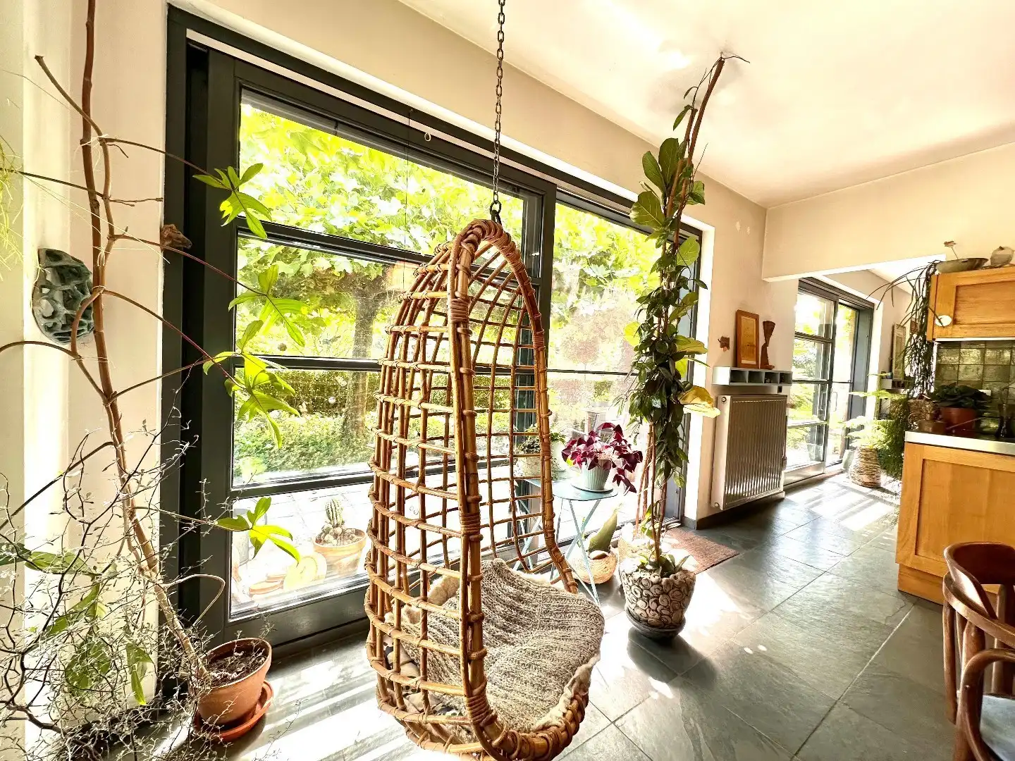 Unieke woning met werkplaats op toplocatie in Tongeren – industrieterrein Overhaam foto 18