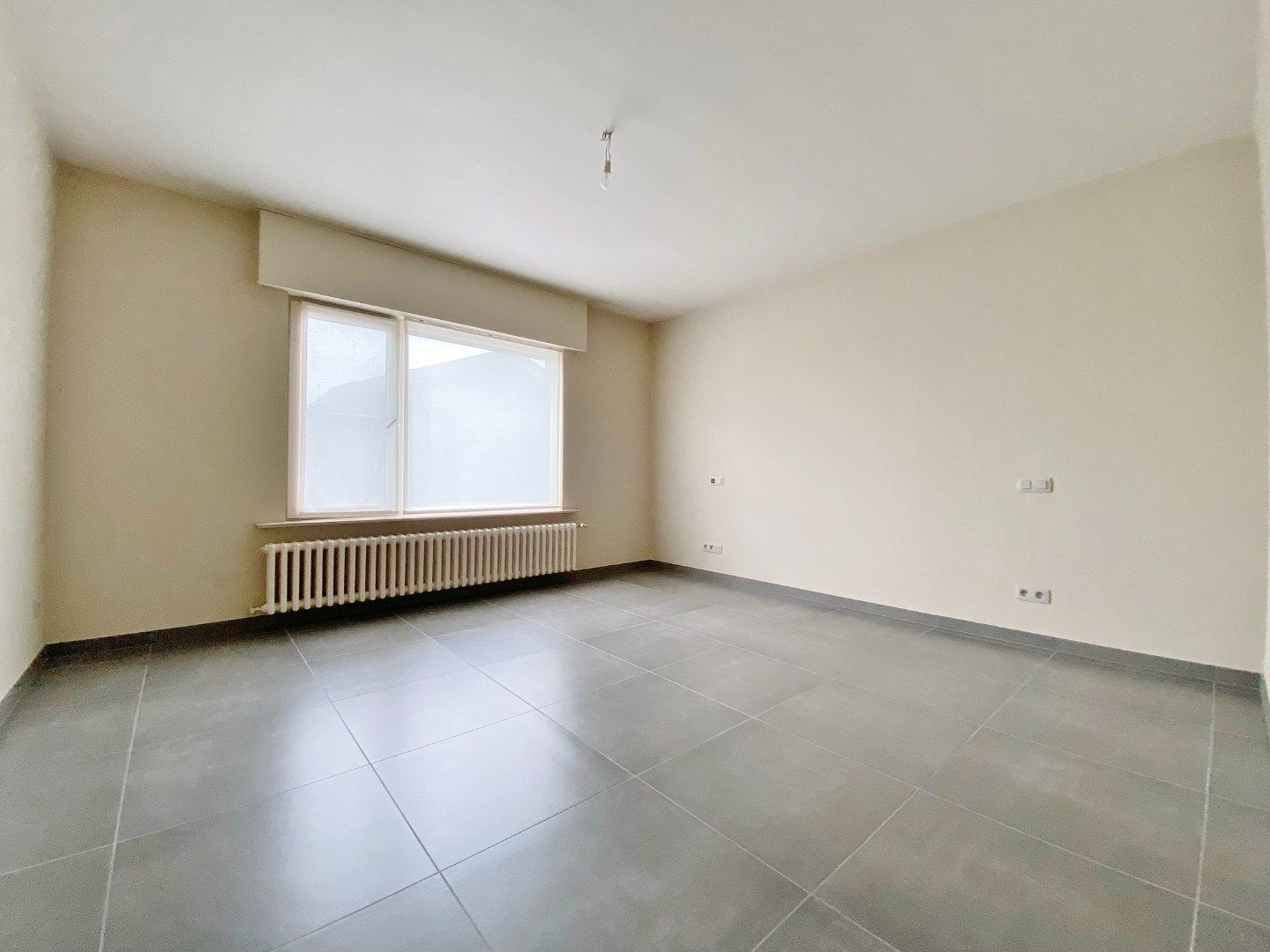Alleenstaande woning met garage en zonnige tuin met prachtig uitzicht.  foto 9