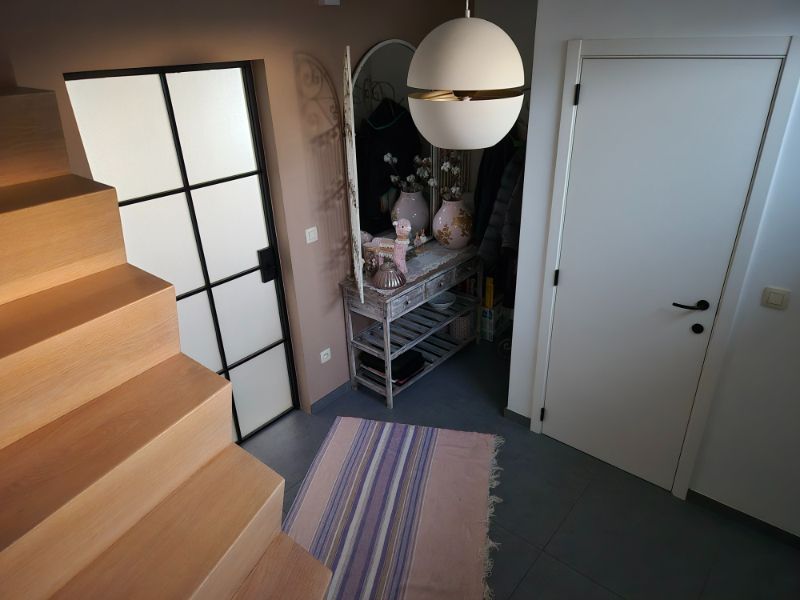 Halfopen bebouwing met ruime garage foto 4