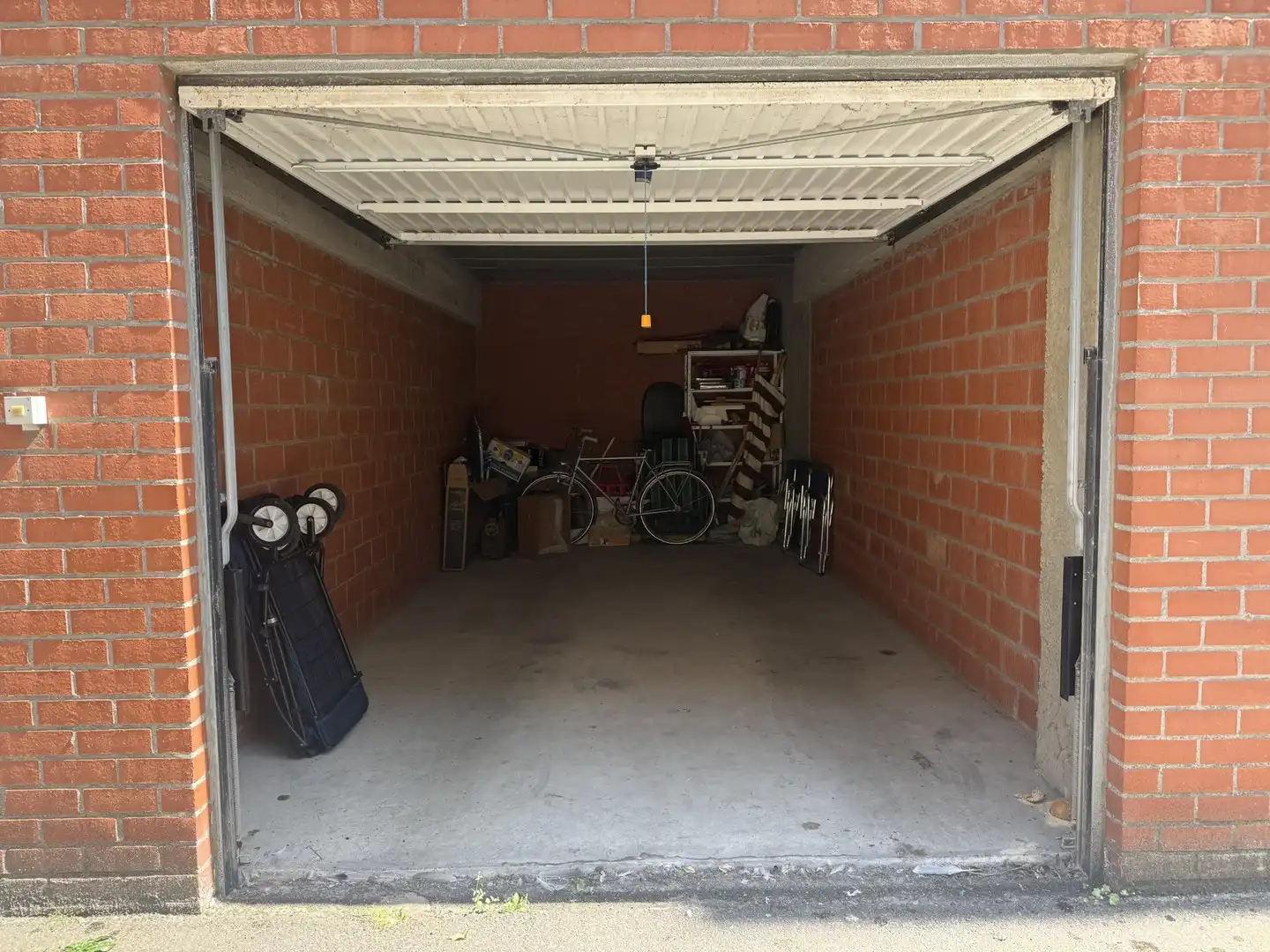 Garage te huur in Nieuwpoort-bad foto {{pictureIndex}}