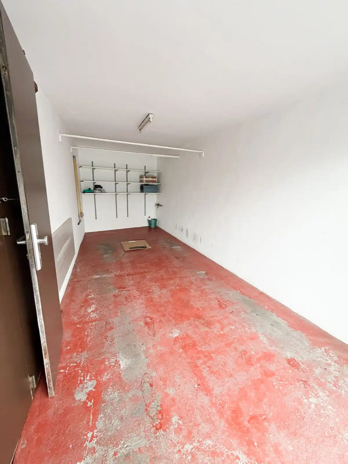 Lichtrijk appartement met 2 ruime slaapkamers EN GARAGEBOX en zicht op het park foto 8