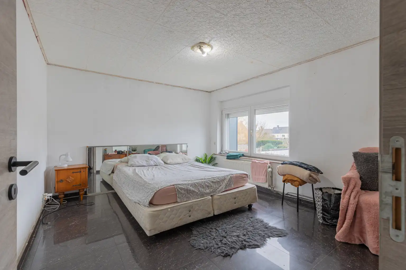 Goed gelegen gezinswoning met 5slpk in Opwijk centrum! foto 9