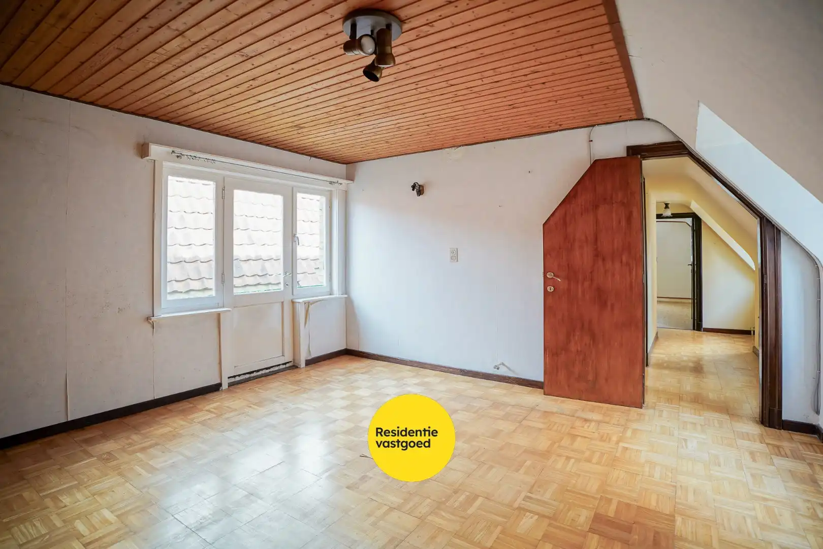 Karaktervolle hoekwoning op topligging in hartje Brugge foto 18