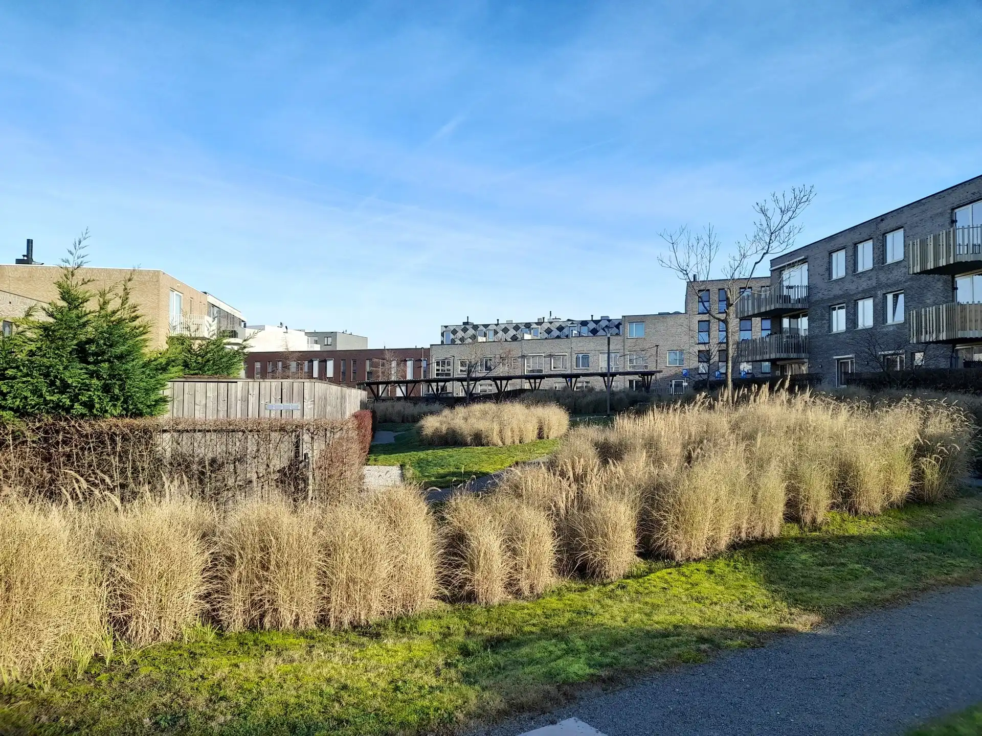 Gelijkvloers appartement met 2-slaapkamers en eigen tuintje foto 22