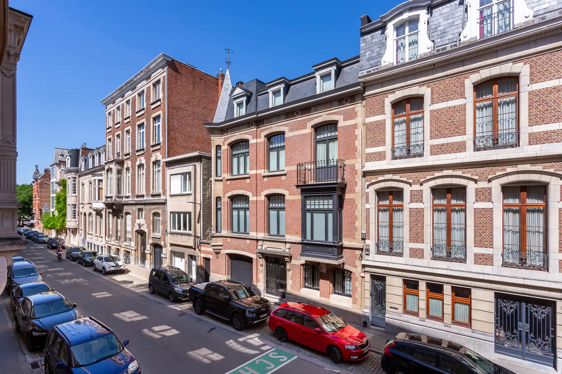  Karaktervol appartement met terras en tuin in Harmoniewijk foto 8