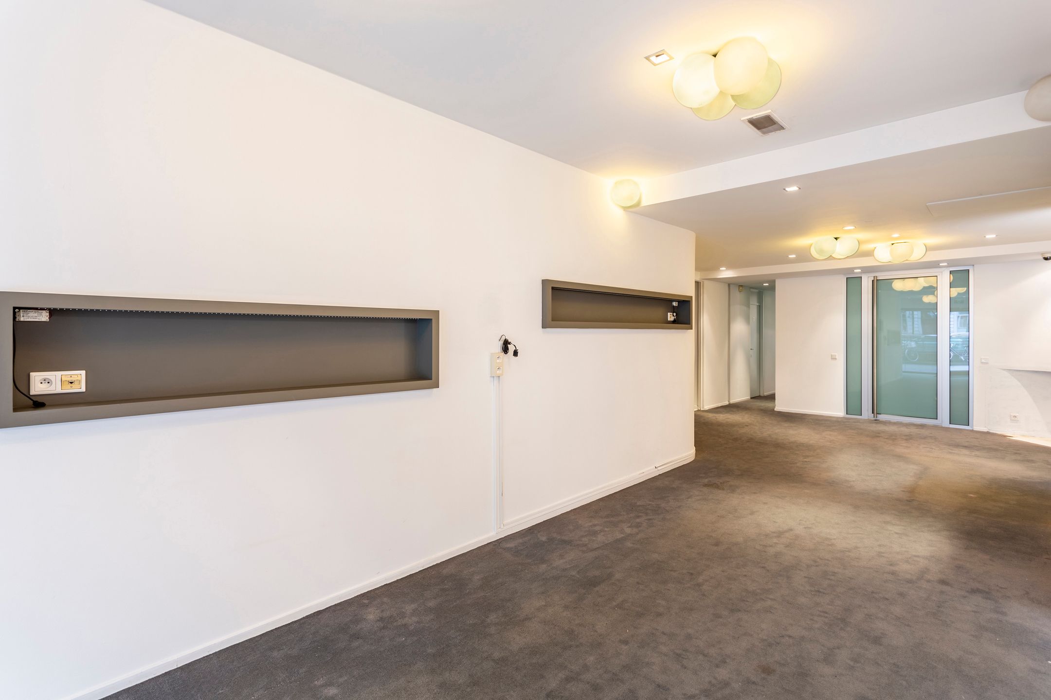 commercieel gelijkvloers ca 130 m² nabij theaterplein foto 6