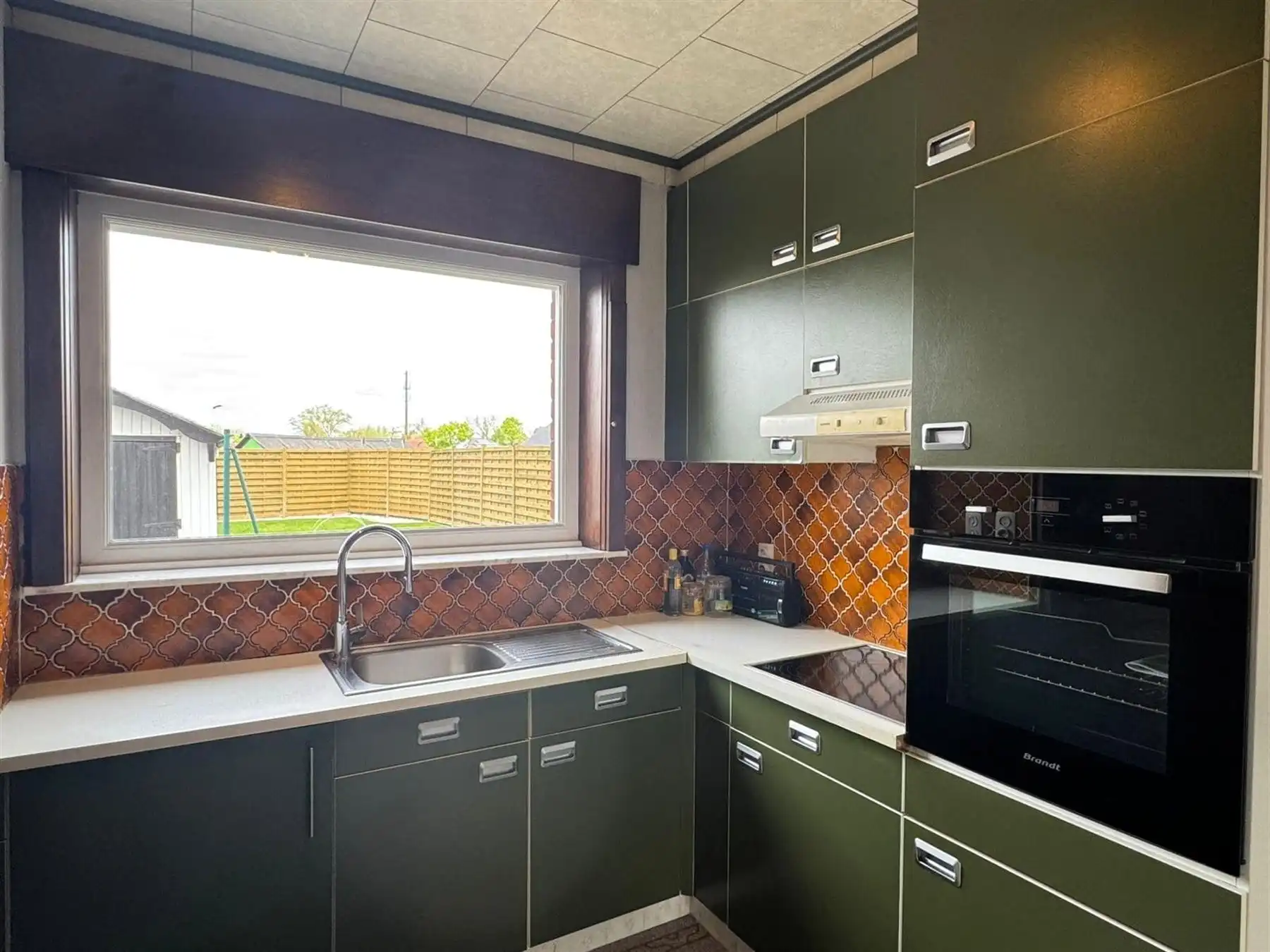 Rustig wonen in een doodlopende straat, met open zicht en een ruime tuin foto 6