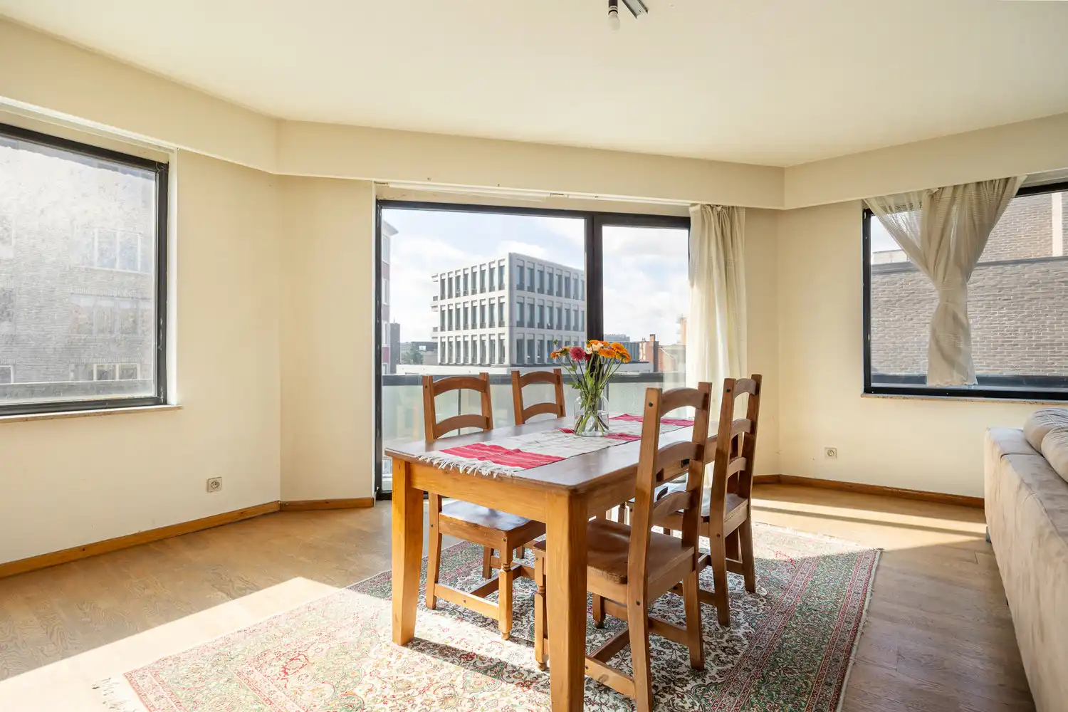 Riant te moderniseren 3-slk app (150m²)  met terras foto 23