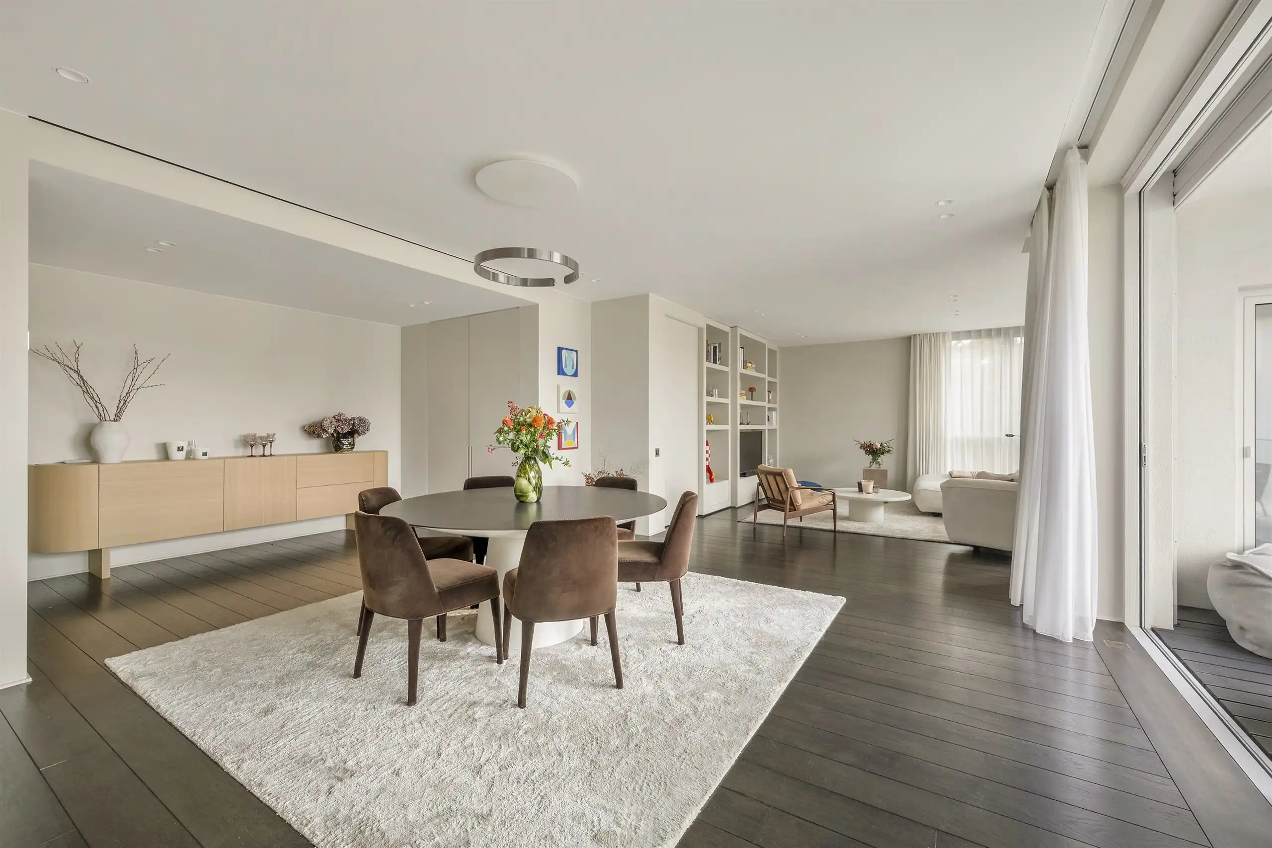 Machtig, prachtig luxe appartement met frontaal Leiezicht! foto 17