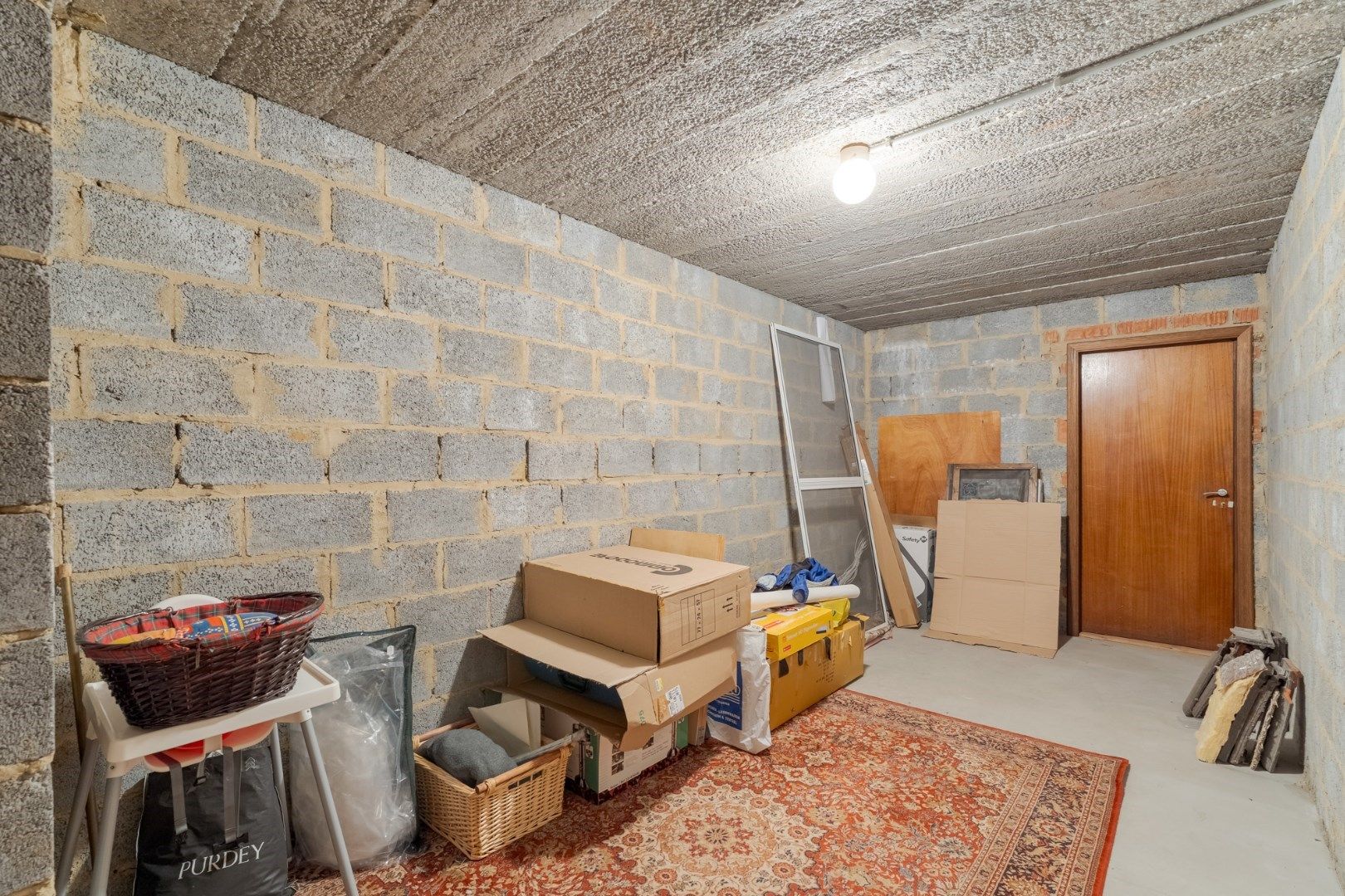 Bijzonder nette half-vrijstaande woning met 4 slaapkamers en mooie tuin op 12a 18ca vlak bij de dorpskern foto 18
