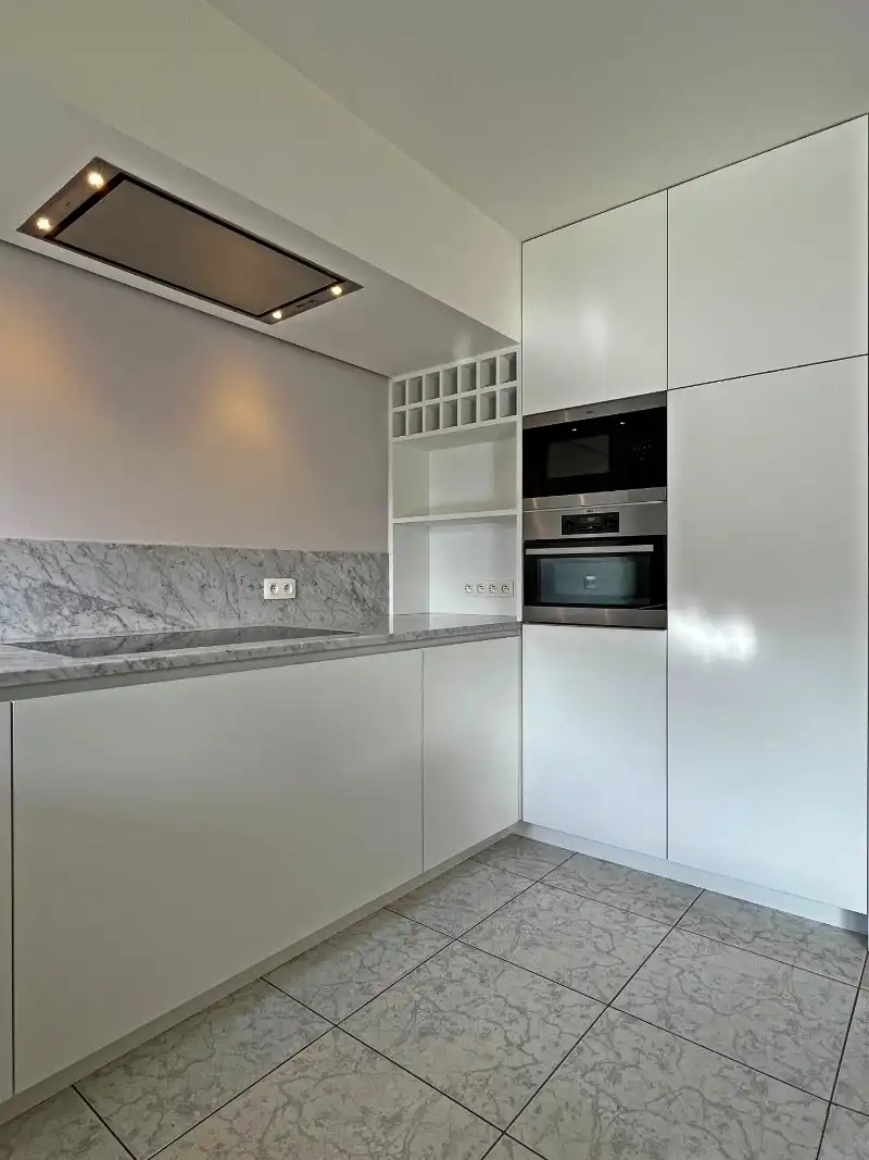 Zonnig gelijkvloers appartement met 2 grote terrassen! foto 15