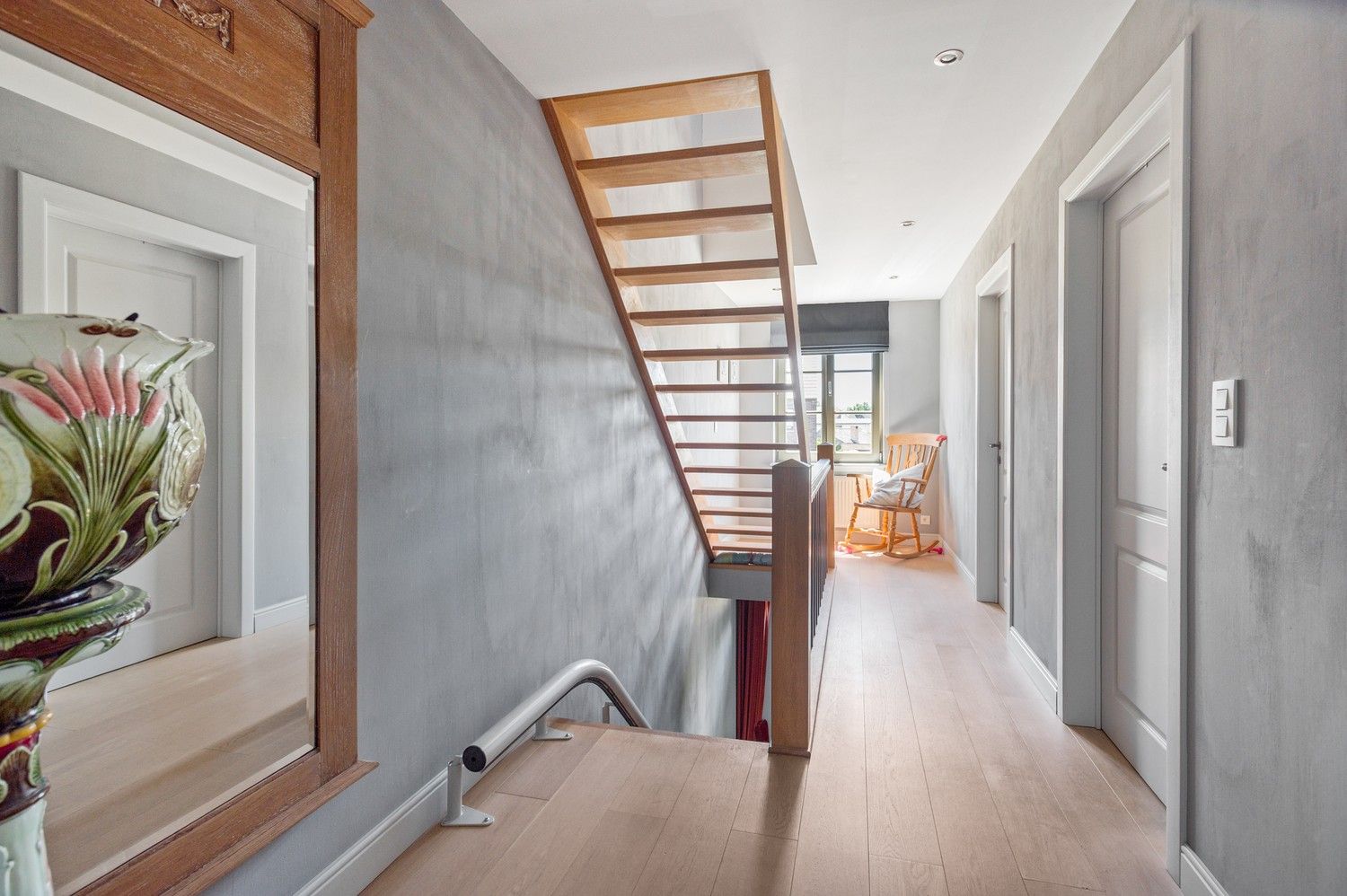 Prachtige woning met 3 ruime slaapkamers, inpandige garage met oprit, tuin & atelier! foto 18