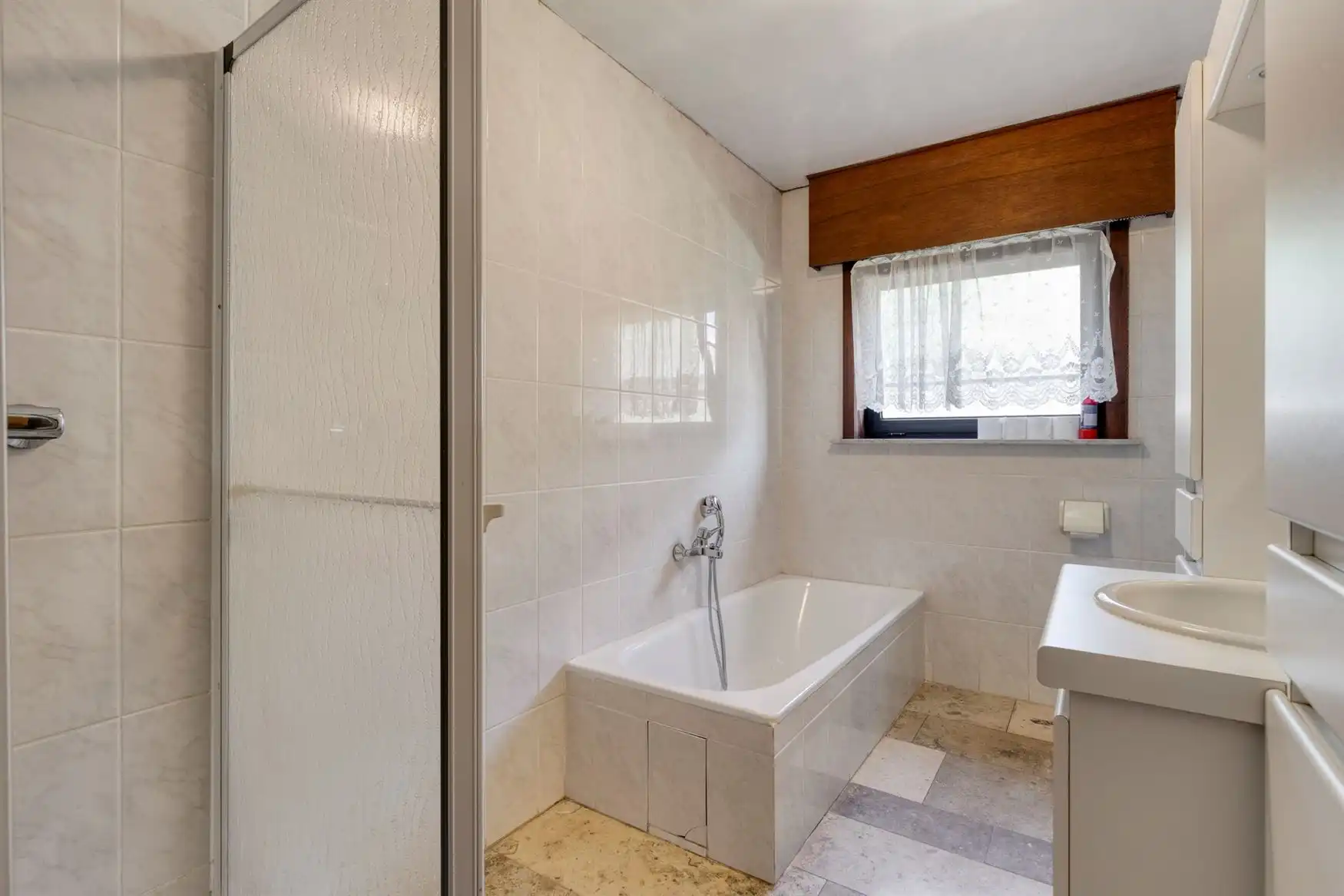 Ruime bungalow op toplocatie foto 17