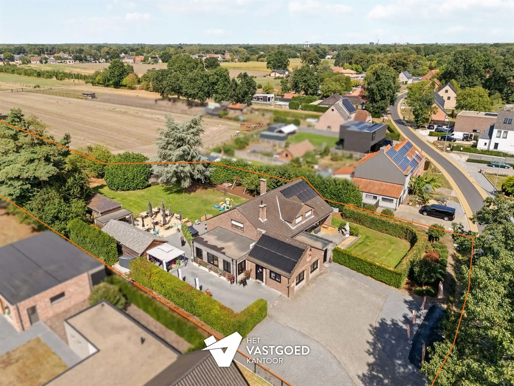 ZEER RUIME, ENERGIEZUINIGE WONING MET ENORM VEEL MOGELIJKHEDEN OP 5320M²! foto 44