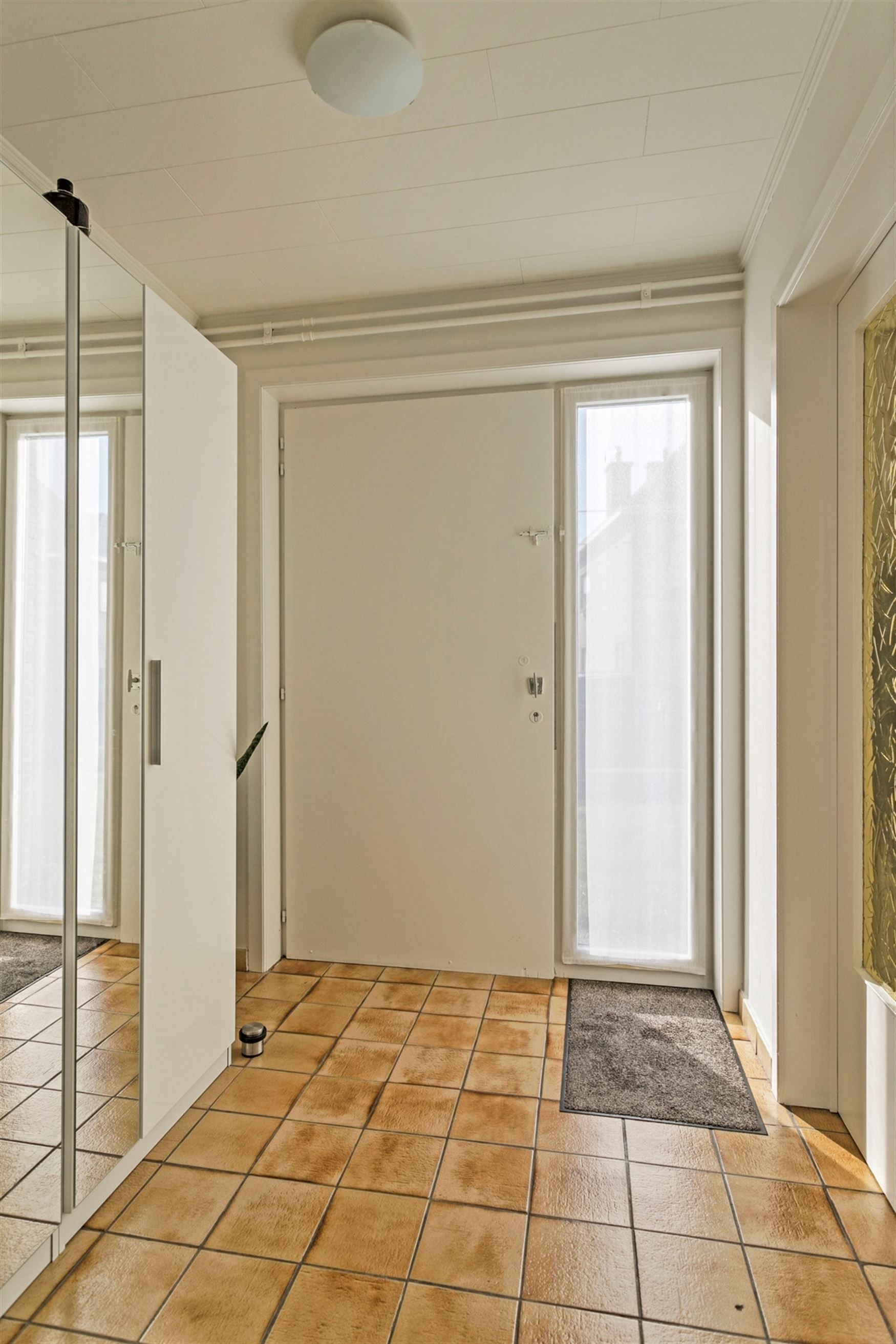 Woning met zonnige tuin op toplocatie foto 2
