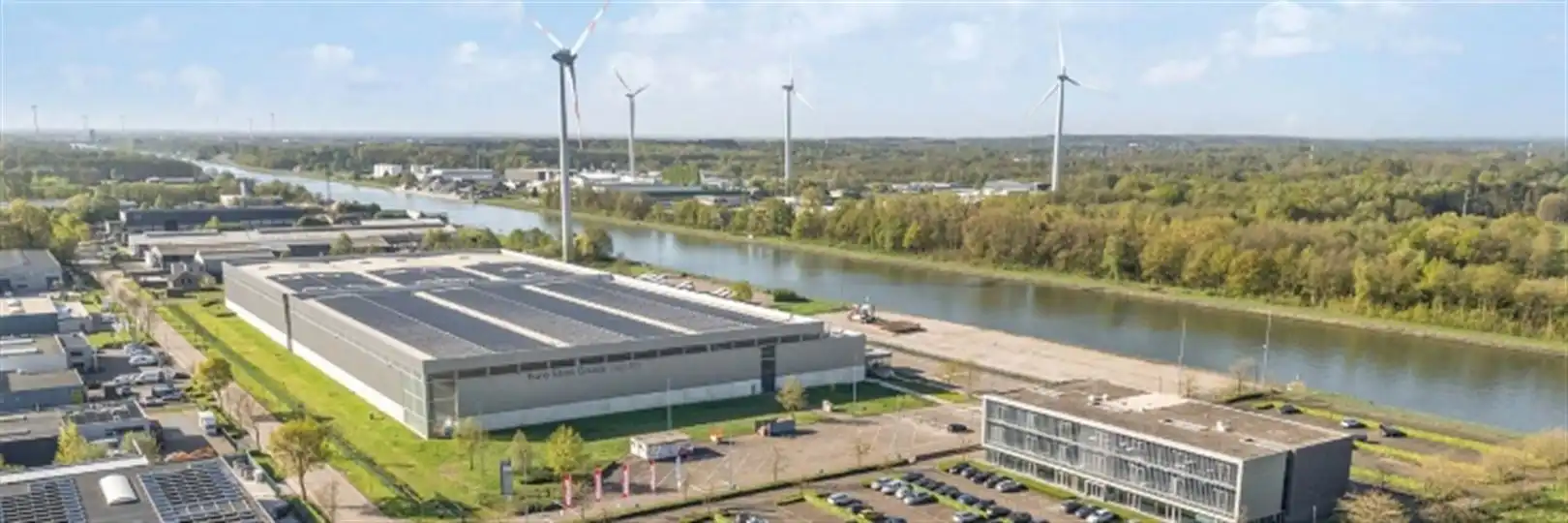 Te Huur Logistiek Magazijnmet kantoren te Beringen foto 2