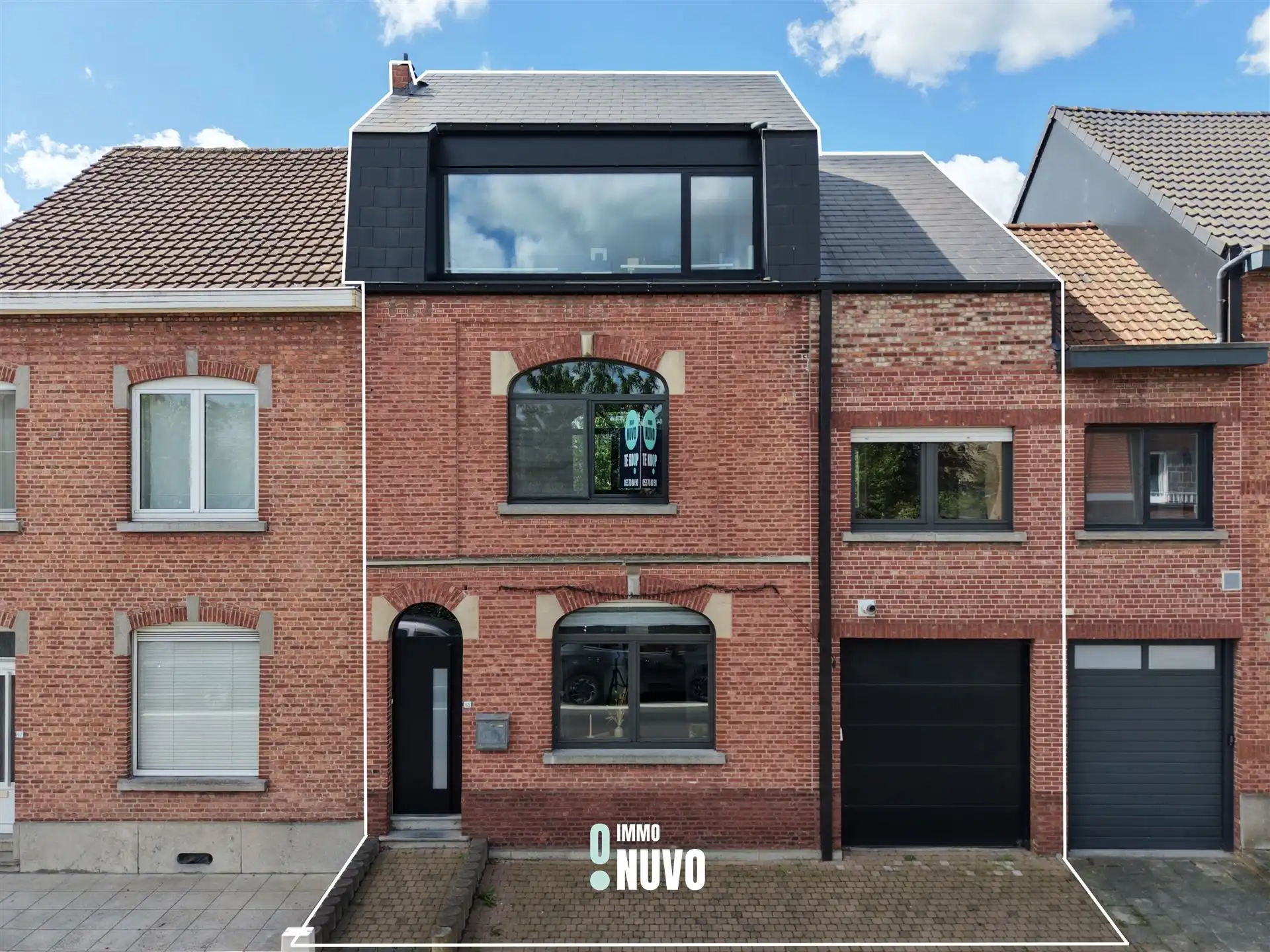 Instapklare woning met tuin en garage in centrum van Herent foto {{pictureIndex}}