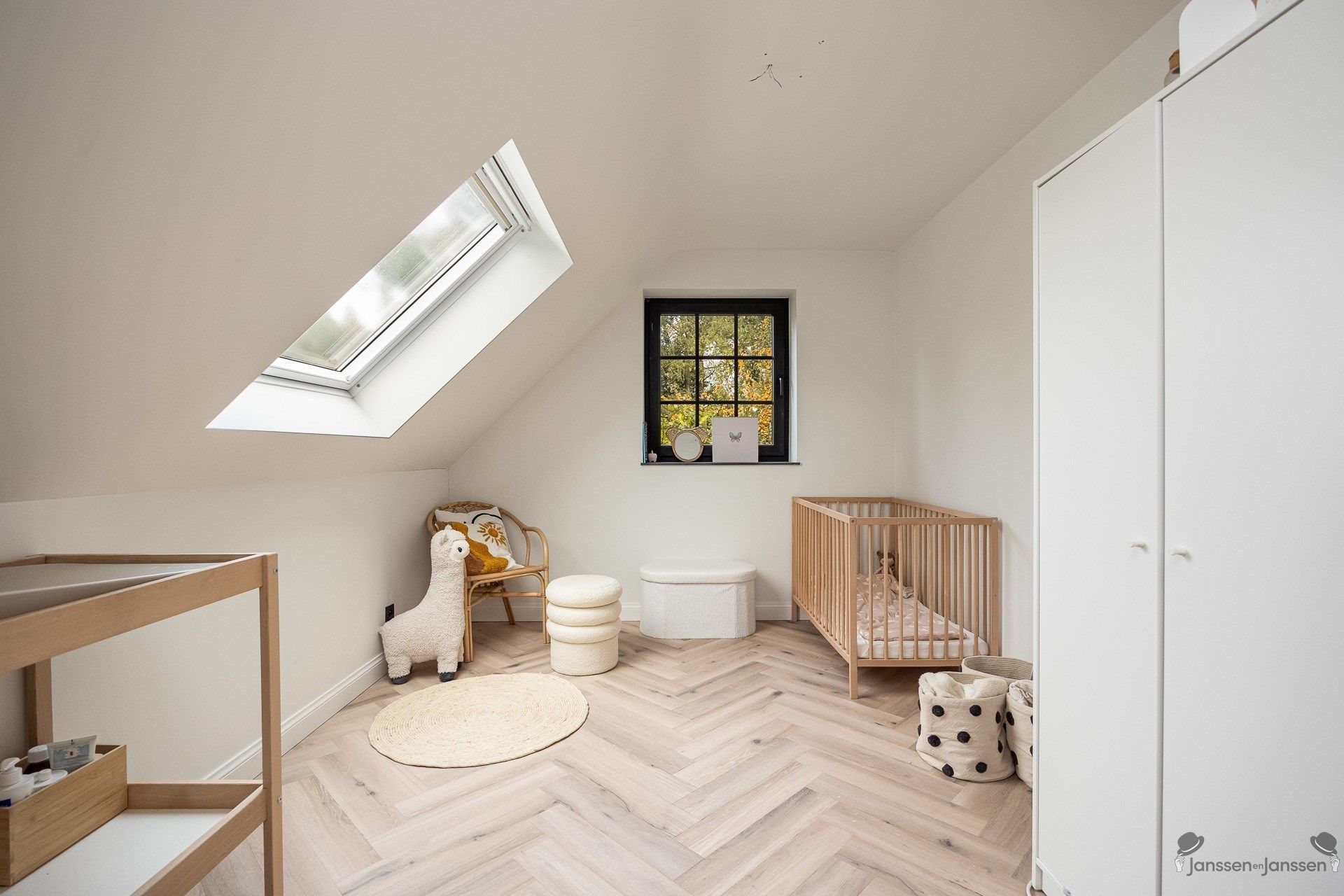 Moderne en energiezuinige gezinswoning op ruim perceel te Brecht foto 15