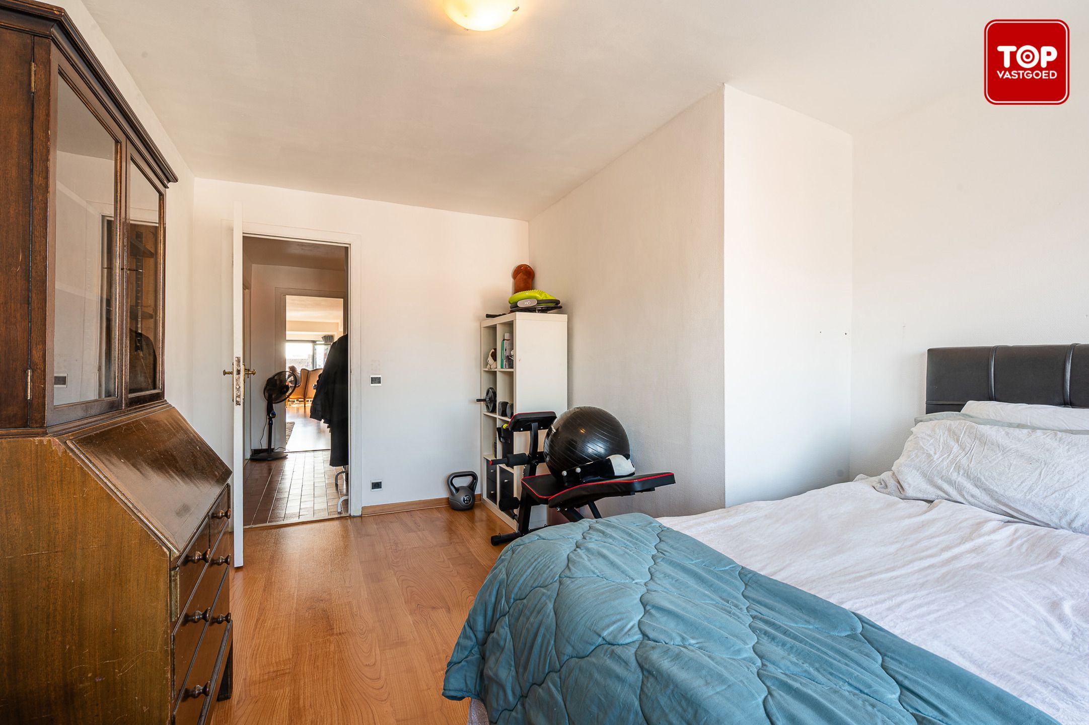 Instapklaar, lichtrijk appartement nabij Sint-Pietersstation foto 9
