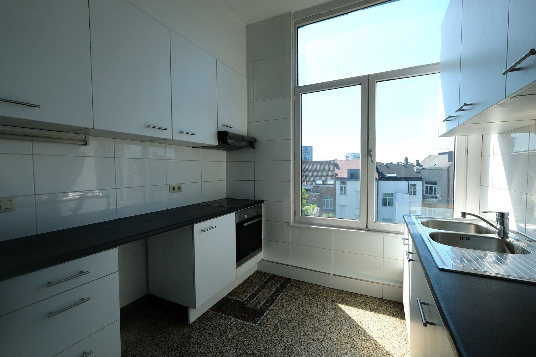 Ruim en licht appartement op het hippe Zuid foto 6