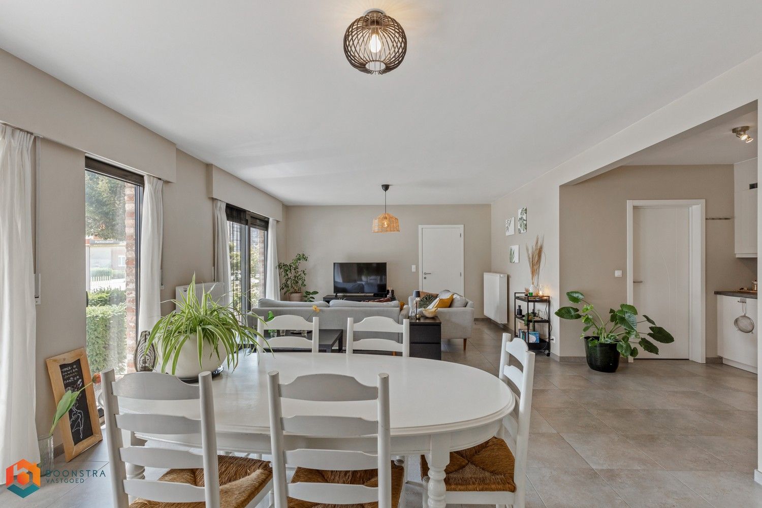 Mooi Glv-appartement met 1 slaapkamer en ondergrondse staanplaats foto 13