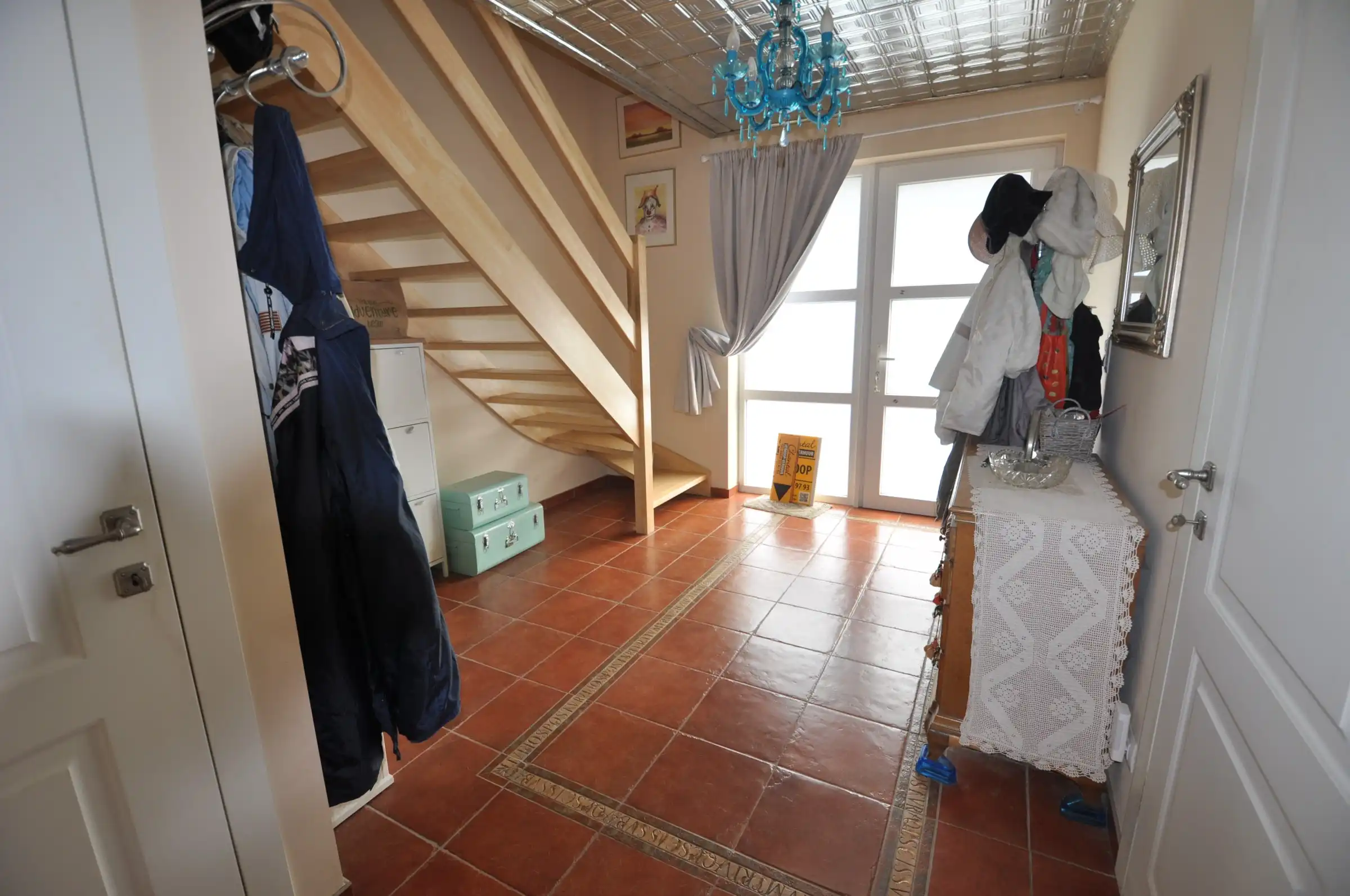 Instapklare  energiezuinige woning in het centrum van Zandvoorde ! foto 2