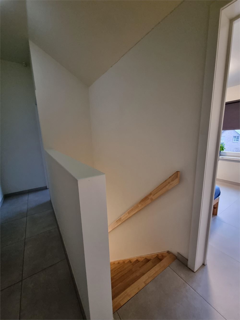Volledig gerenoveerde tweewoonst foto 31