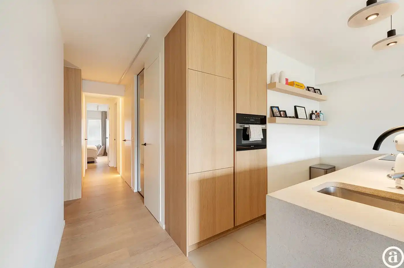 Mooi vernieuwd appartement met open uitzicht & 3 slaapkamers foto 15